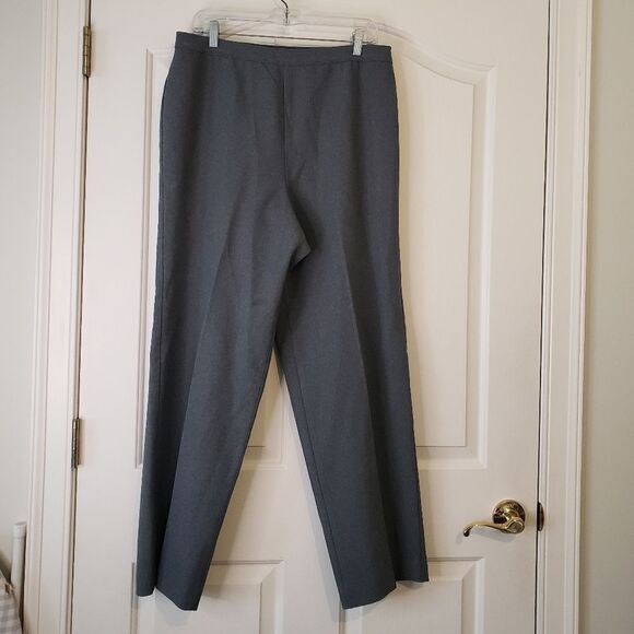 Bend Over Levi's Gray Pants - Picture 1 of 4